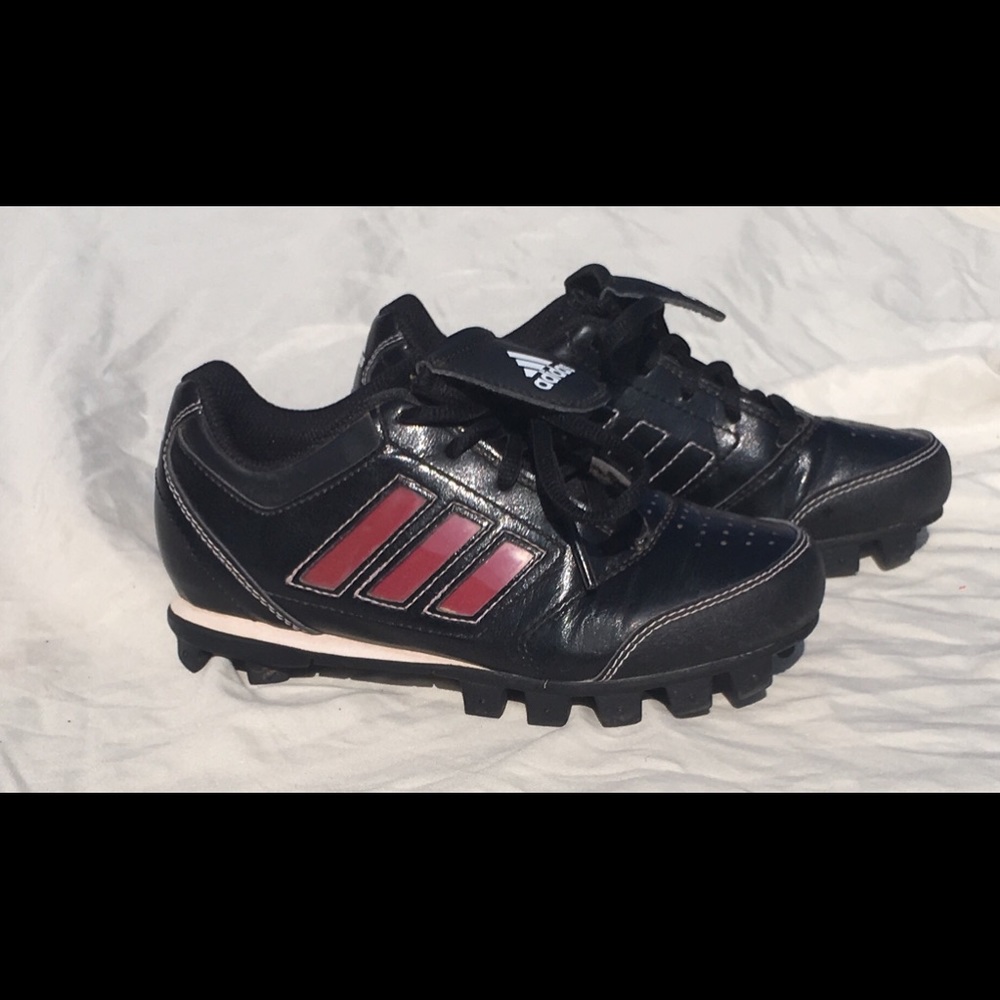 Adidas boys baseball cleats